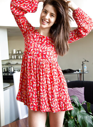 18 year old girl Bella nudeing off a cock in her graduation attire